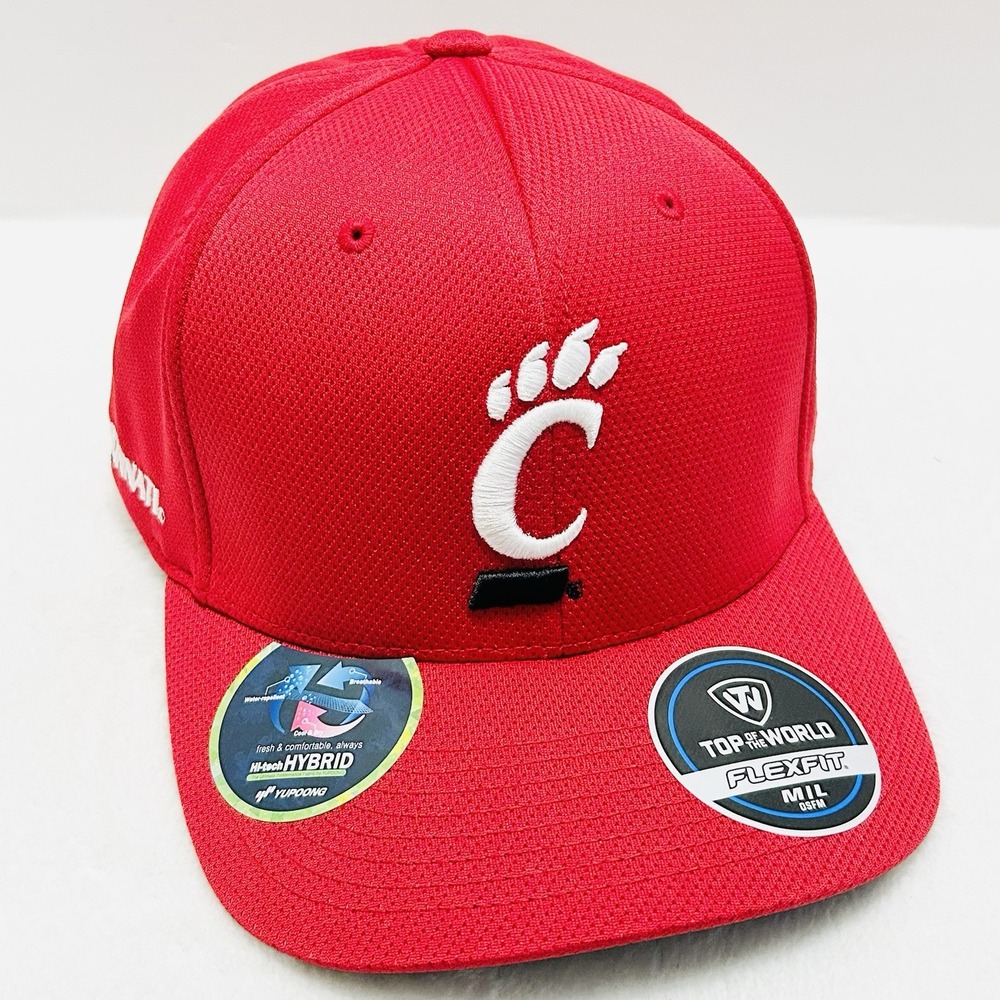 Top of the World Cincinnati Bearcats Reflex Hat Cap Stretch Flex M/L Red NCAA
